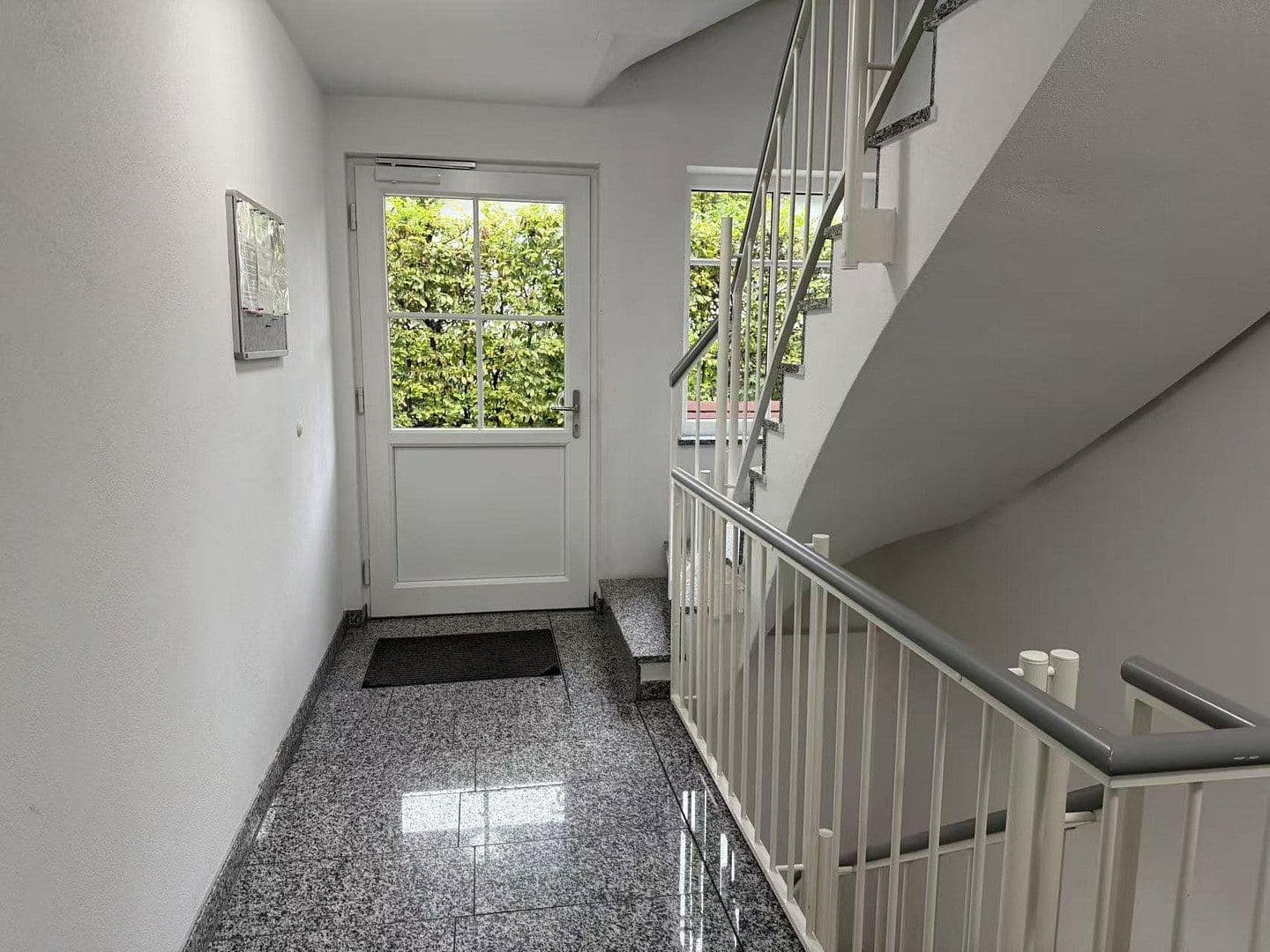 Predaj bytu 3-izbový 103 m², München, Bavorsko Predaj bytu 3-izbový 103 m², München, Bavorsko