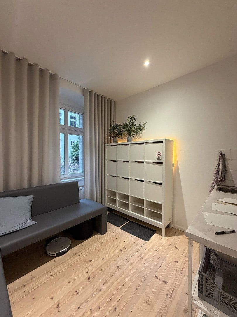 Predaj kancelárie 91 m², Bänschstraße 74, Berlin, Berlín Predaj kancelárie 91 m², Bänschstraße 74, Berlin, Berlín