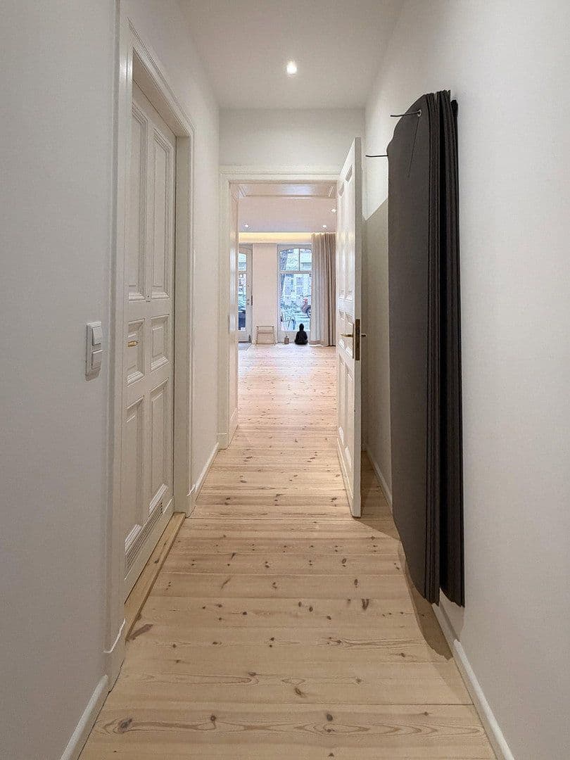 Predaj kancelárie 91 m², Bänschstraße 74, Berlin, Berlín Predaj kancelárie 91 m², Bänschstraße 74, Berlin, Berlín