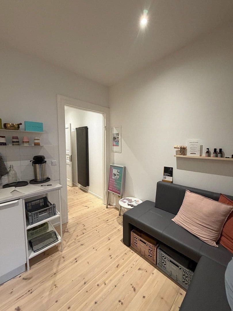 Predaj kancelárie 91 m², Bänschstraße 74, Berlin, Berlín Predaj kancelárie 91 m², Bänschstraße 74, Berlin, Berlín