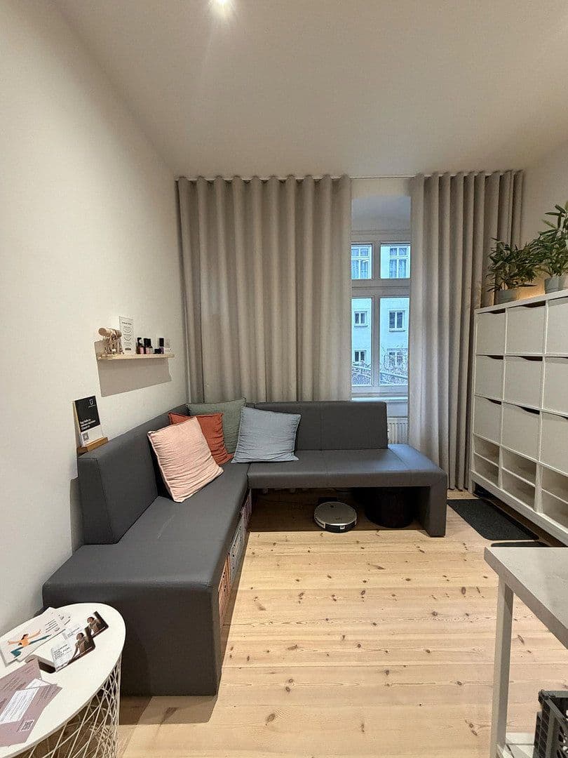 Predaj kancelárie 91 m², Bänschstraße 74, Berlin, Berlín Predaj kancelárie 91 m², Bänschstraße 74, Berlin, Berlín