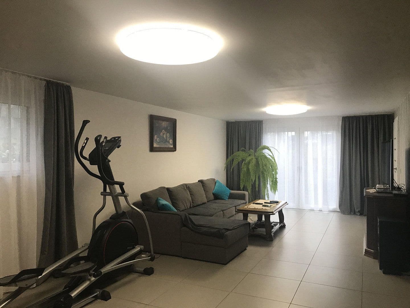 Predaj domu 240 m², pozemek 297 m², Malsch, Bádensko-Wurttembersko Predaj domu 240 m², pozemek 297 m², Malsch, Bádensko-Wurttembersko