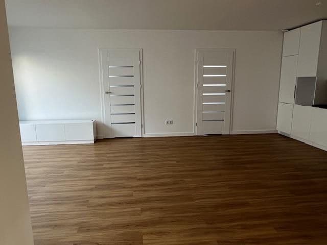 Predaj domu 240 m², pozemek 297 m², Malsch, Bádensko-Wurttembersko Predaj domu 240 m², pozemek 297 m², Malsch, Bádensko-Wurttembersko