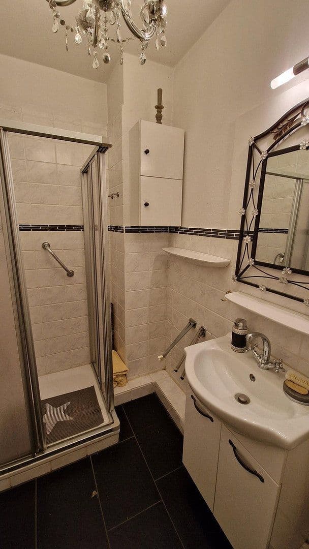 Predaj domu 98 m², pozemek 285 m², Klanderstrasse 8, Plön, Šlezvicko-Holštajnsko Predaj domu 98 m², pozemek 285 m², Klanderstrasse 8, Plön, Šlezvicko-Holštajnsko