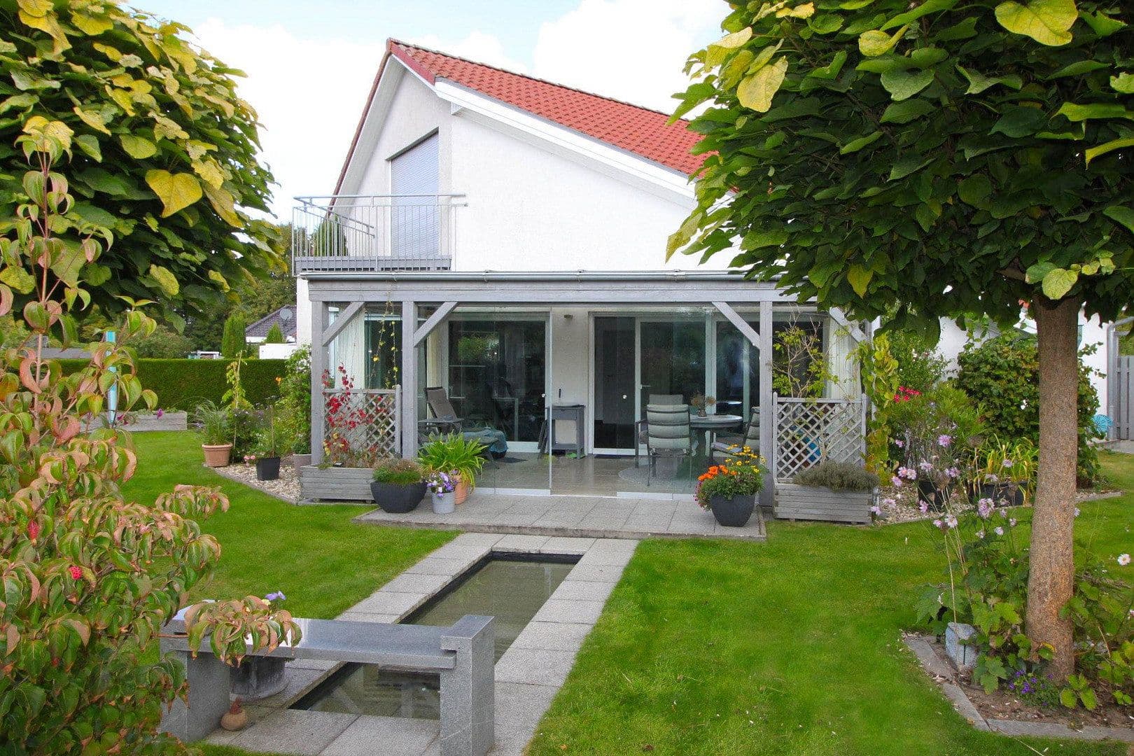 Predaj domu 153 m², pozemek 615 m², Lüneburg, Dolné Sasko Predaj domu 153 m², pozemek 615 m², Lüneburg, Dolné Sasko