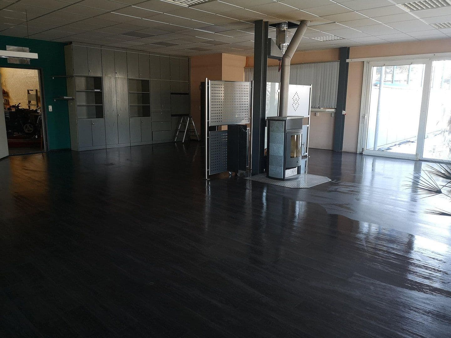 Prenájom nebytového priestoru 240 m², Industriestraße, 17, Bechhofen, Bavorsko Prenájom nebytového priestoru 240 m², Industriestraße, 17, Bechhofen, Bavorsko