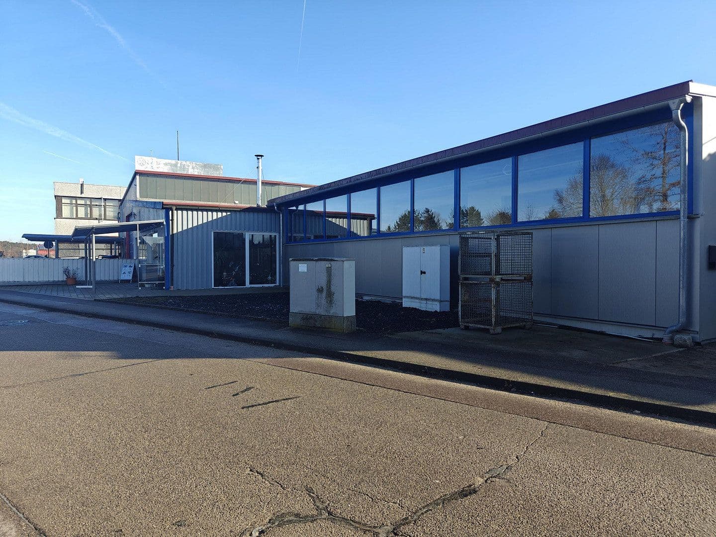 Prenájom nebytového priestoru 240 m², Industriestraße, 17, Bechhofen, Bavorsko Prenájom nebytového priestoru 240 m², Industriestraße, 17, Bechhofen, Bavorsko