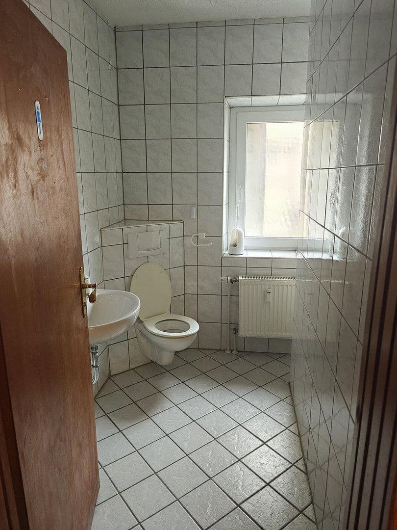 Prenájom kancelárie 240 m², Anbacherstr. 26, Gunzenhausen, Bavorsko Prenájom kancelárie 240 m², Anbacherstr. 26, Gunzenhausen, Bavorsko