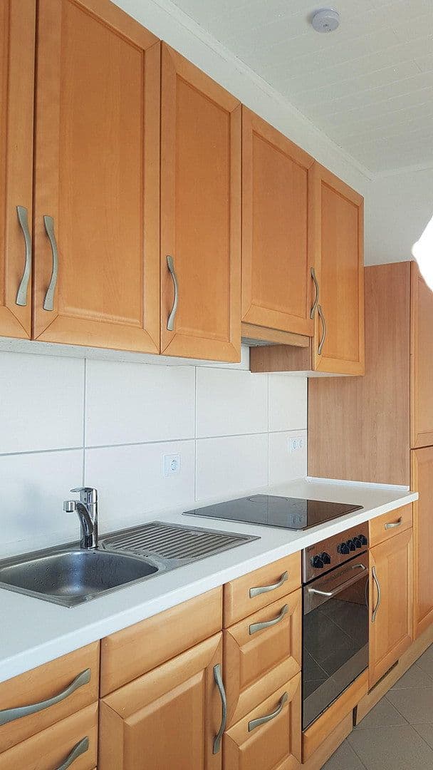 Prenájom bytu 3-izbový 85 m², Josefst. 15, Saarlouis, Sársko Prenájom bytu 3-izbový 85 m², Josefst. 15, Saarlouis, Sársko