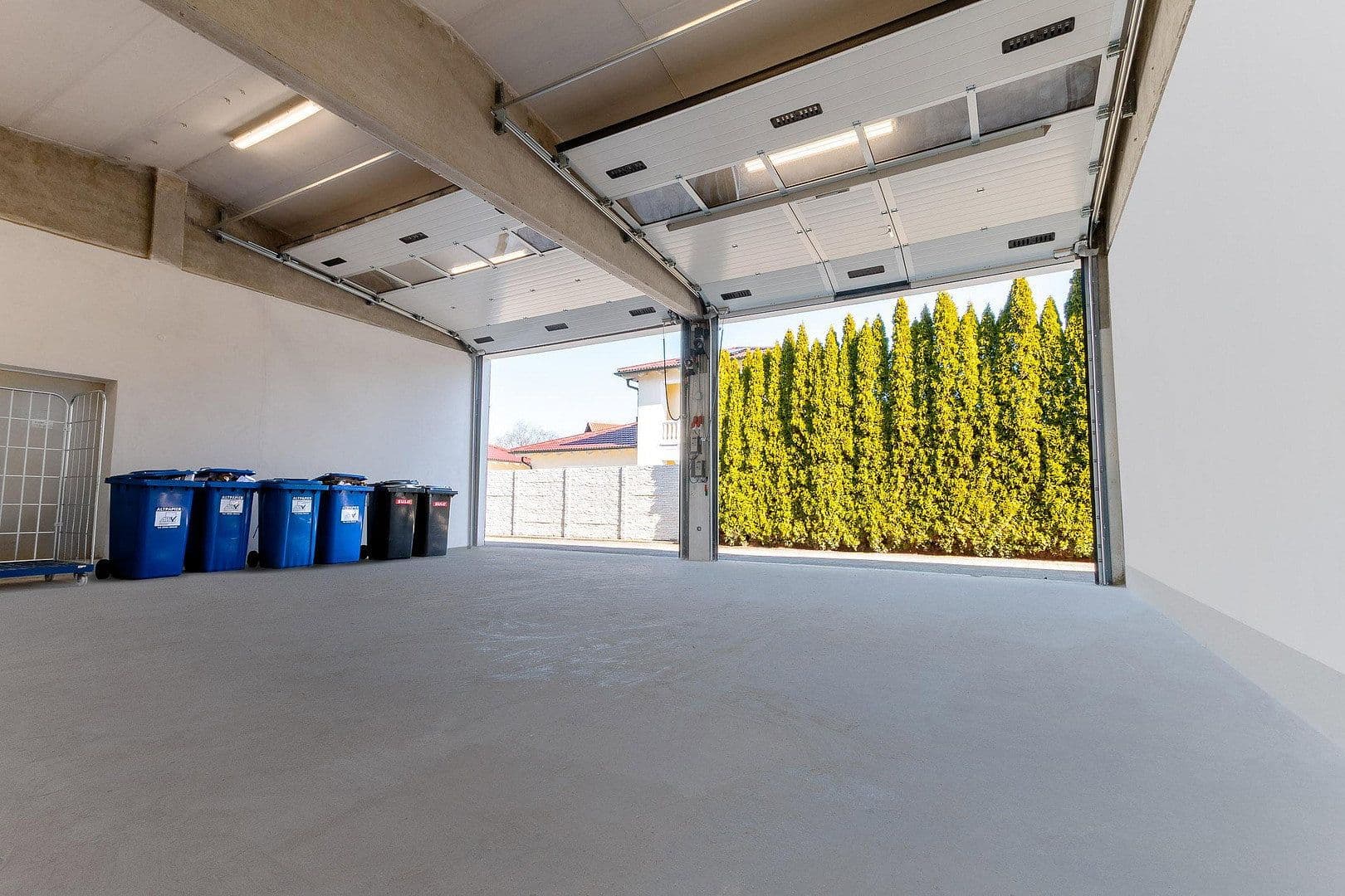Prenájom garáže 100 m², Böhmerwaldstraße 6 A, Rain, Bavorsko Prenájom garáže 100 m², Böhmerwaldstraße 6 A, Rain, Bavorsko