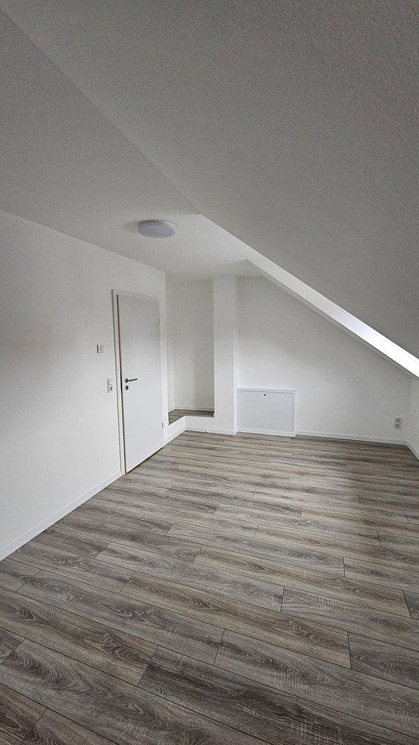 Predaj domu 116 m², pozemek 163 m², Feuerbergstraße 15, Birkenheide, Porýnie-Falcko Predaj domu 116 m², pozemek 163 m², Feuerbergstraße 15, Birkenheide, Porýnie-Falcko