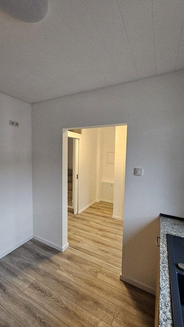 Predaj domu 116 m², pozemek 163 m², Feuerbergstraße 15, Birkenheide, Porýnie-Falcko Predaj domu 116 m², pozemek 163 m², Feuerbergstraße 15, Birkenheide, Porýnie-Falcko