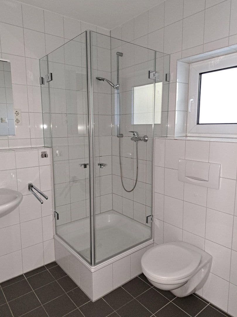 Prenájom bytu 3-izbový 107 m², Hausacker 10, Rösrath, Severné Porýnie - Westfálsko Prenájom bytu 3-izbový 107 m², Hausacker 10, Rösrath, Severné Porýnie - Westfálsko