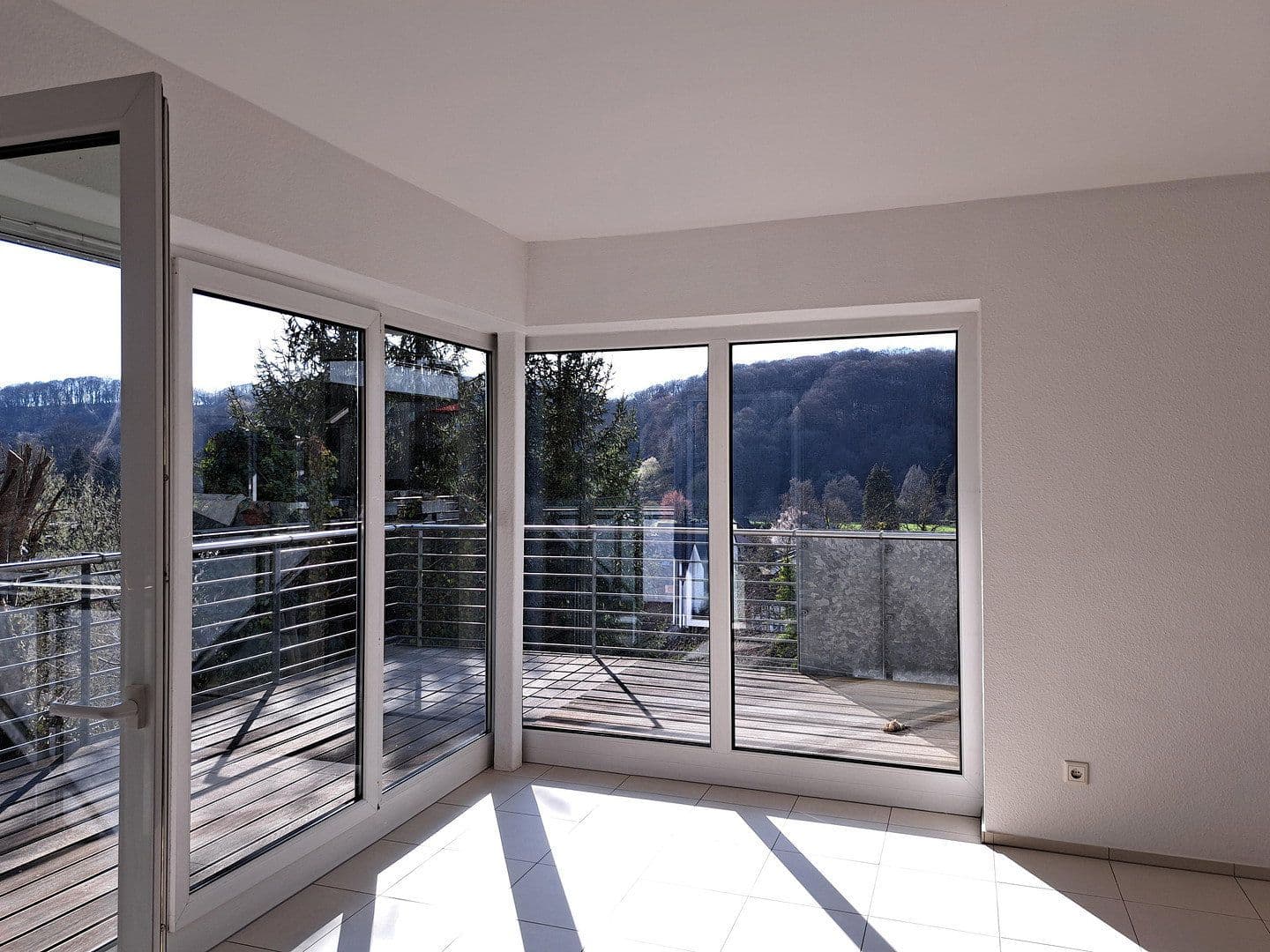 Prenájom bytu 3-izbový 107 m², Hausacker 10, Rösrath, Severné Porýnie - Westfálsko Prenájom bytu 3-izbový 107 m², Hausacker 10, Rösrath, Severné Porýnie - Westfálsko