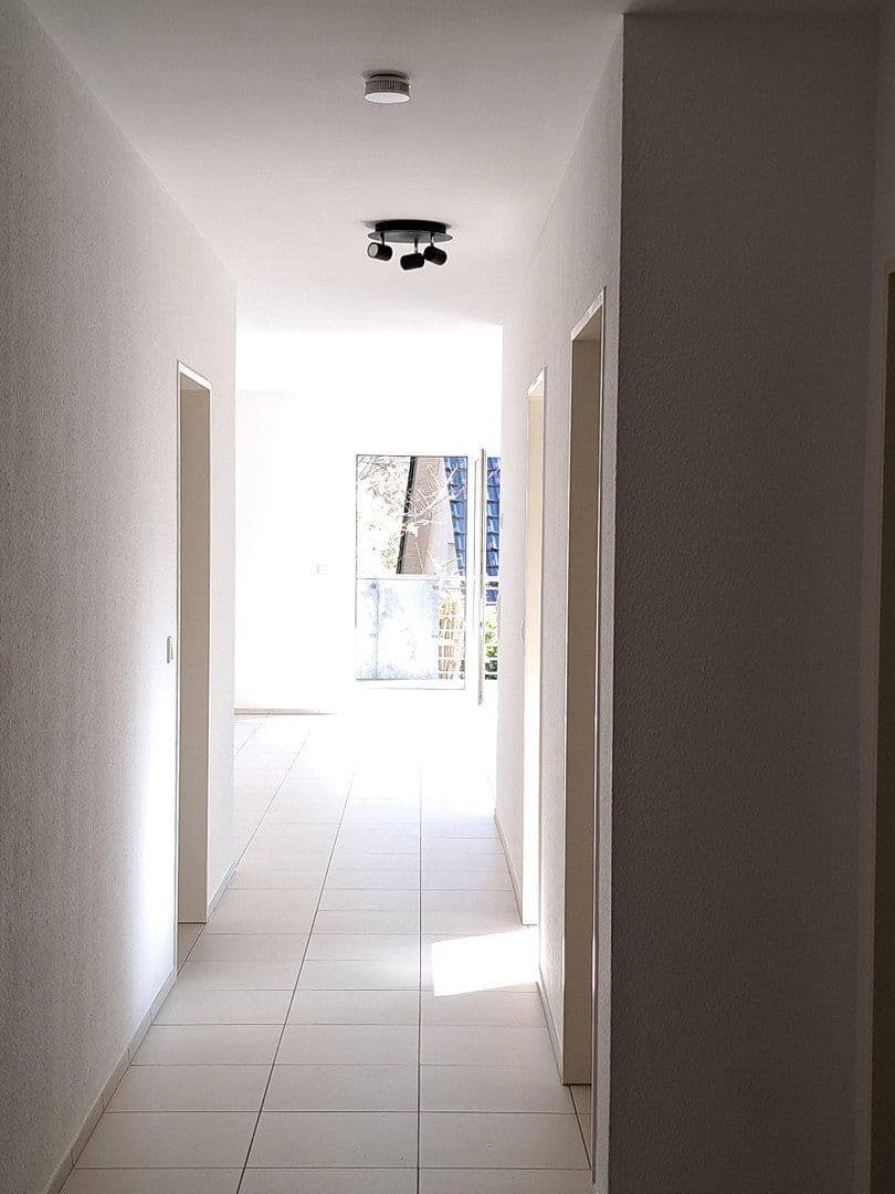 Prenájom bytu 3-izbový 107 m², Hausacker 10, Rösrath, Severné Porýnie - Westfálsko Prenájom bytu 3-izbový 107 m², Hausacker 10, Rösrath, Severné Porýnie - Westfálsko