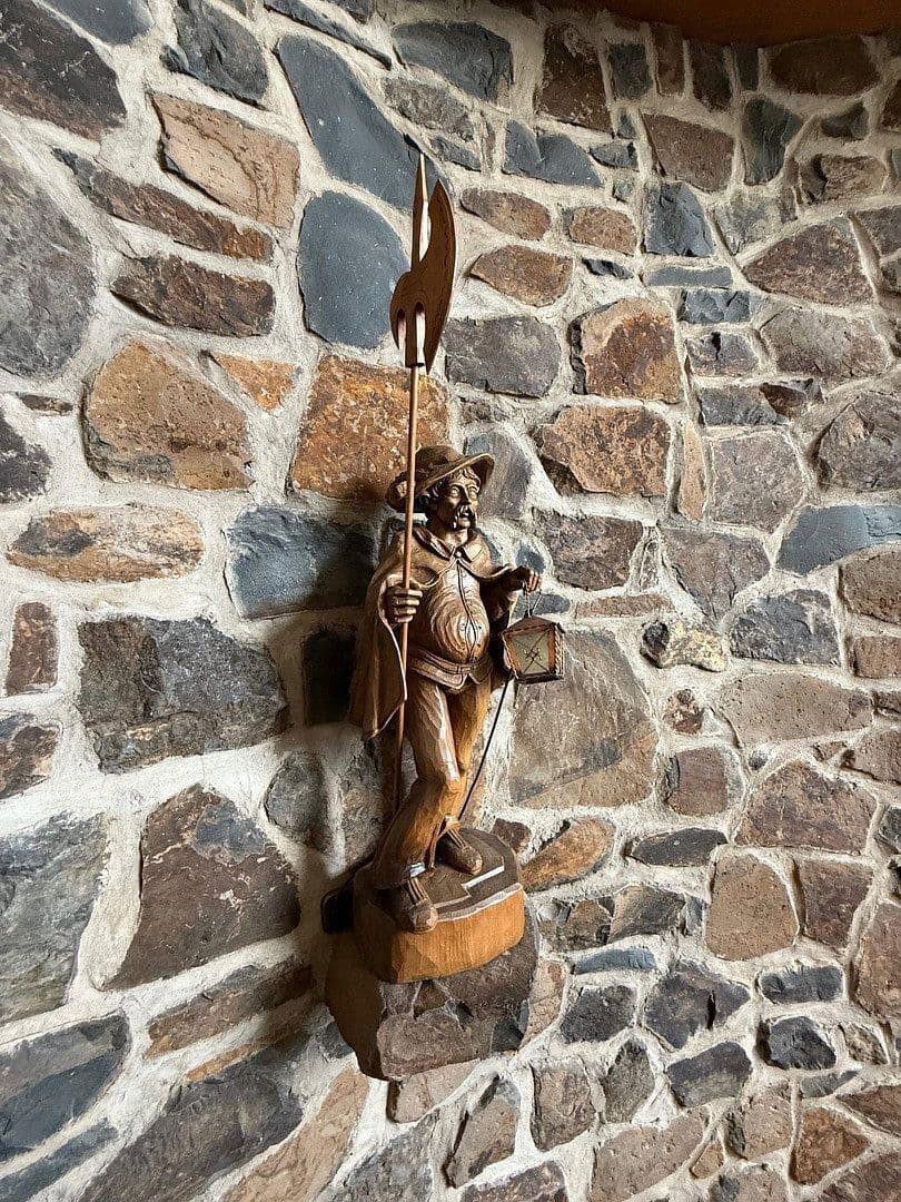 Predaj domu 478 m², pozemek 1.827 m², Neuhof, Hesensko Predaj domu 478 m², pozemek 1.827 m², Neuhof, Hesensko