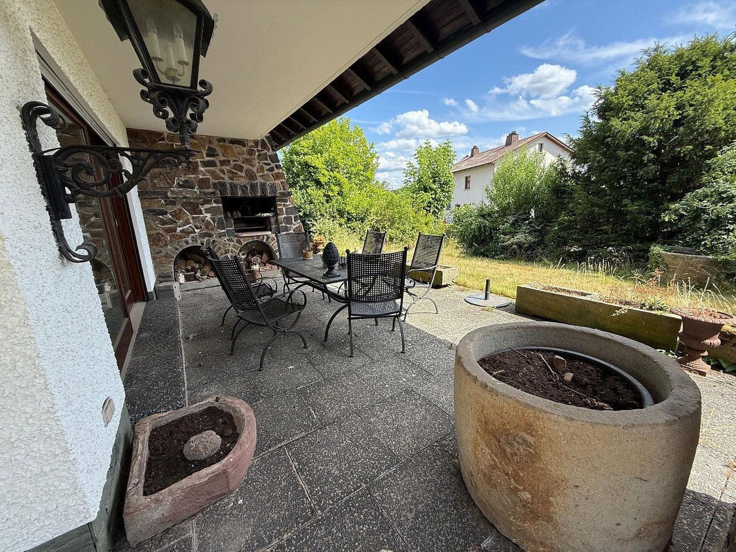 Predaj domu 478 m², pozemek 1.827 m², Neuhof, Hesensko Predaj domu 478 m², pozemek 1.827 m², Neuhof, Hesensko