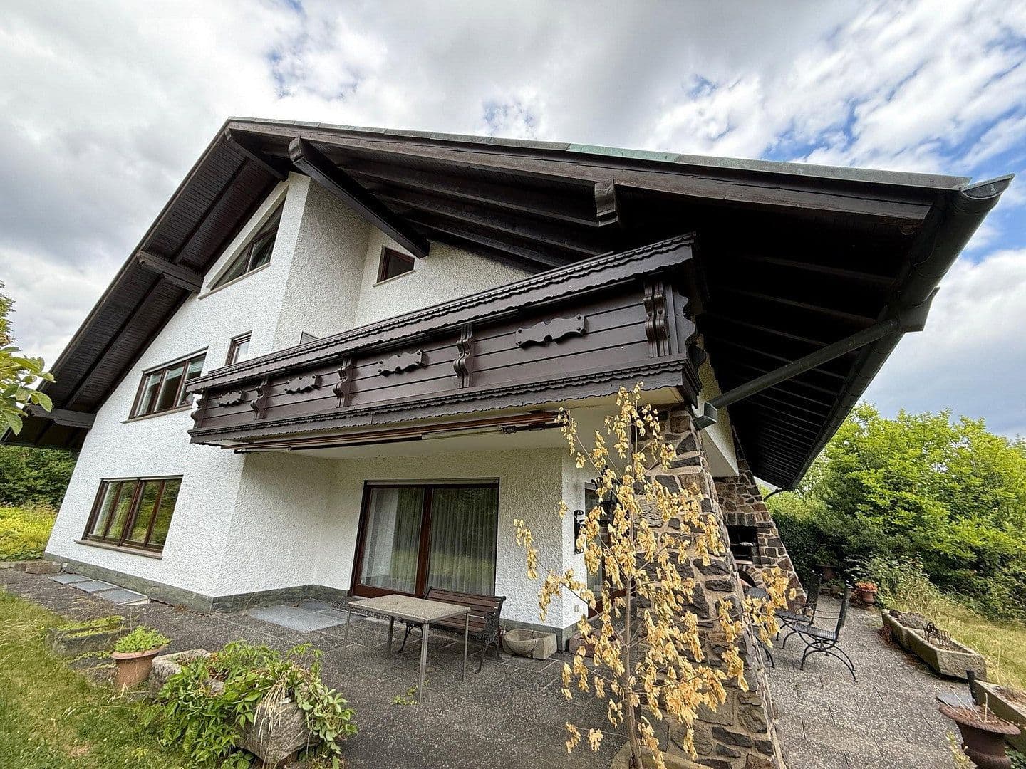 Predaj domu 478 m², pozemek 1.827 m², Neuhof, Hesensko Predaj domu 478 m², pozemek 1.827 m², Neuhof, Hesensko