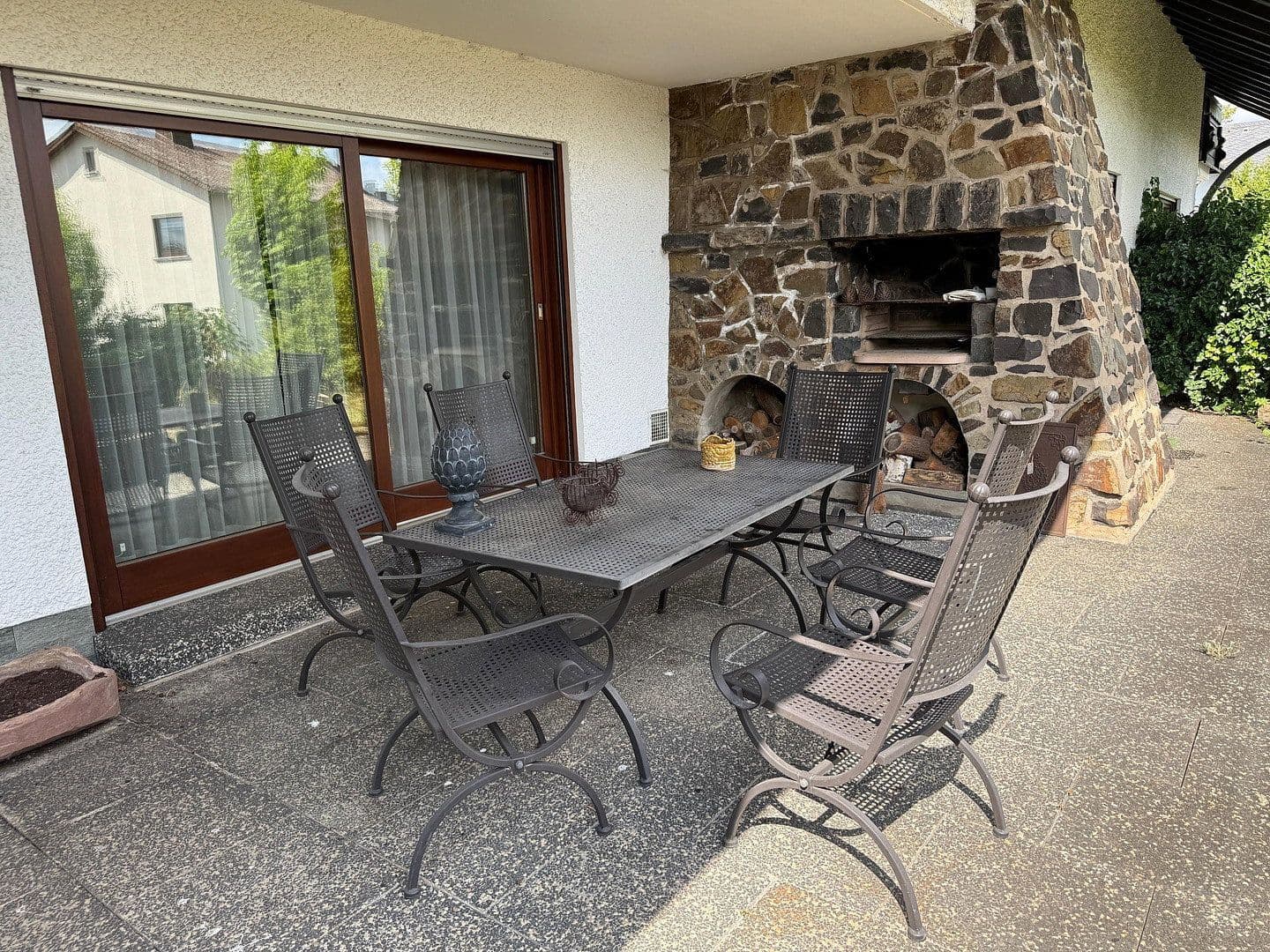 Predaj domu 478 m², pozemek 1.827 m², Neuhof, Hesensko Predaj domu 478 m², pozemek 1.827 m², Neuhof, Hesensko