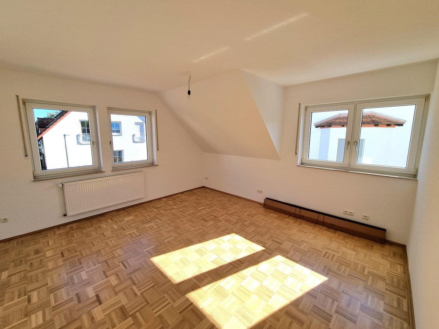 Prenájom bytu 3-izbový 119 m², Bochum, Severné Porýnie - Westfálsko Prenájom bytu 3-izbový 119 m², Bochum, Severné Porýnie - Westfálsko