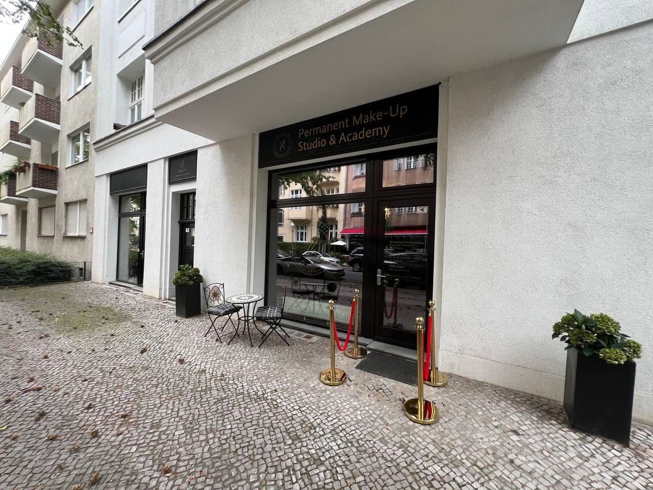 Prenájom kancelárie 87 m², Bregenzerstrasse 10 10707 Berlin, Berlin, Berlín Prenájom kancelárie 87 m², Bregenzerstrasse 10 10707 Berlin, Berlin, Berlín
