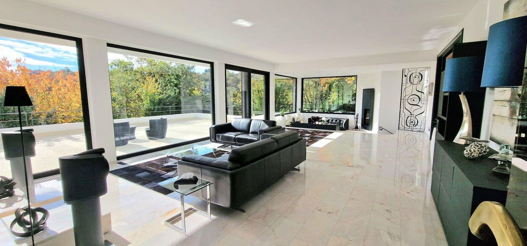 Predaj domu 386 m², pozemek 1.158 m², Trier, Porýnie-Falcko Predaj domu 386 m², pozemek 1.158 m², Trier, Porýnie-Falcko