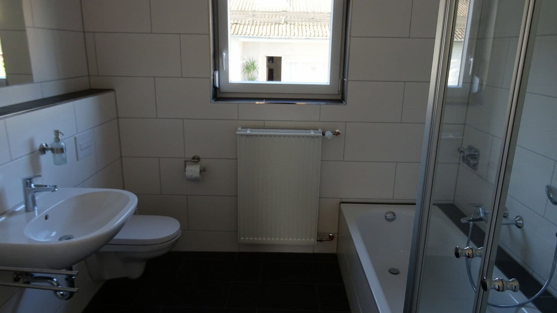 Prenájom bytu 3-izbový 95 m², Friedberg (Hessen), Hesensko Prenájom bytu 3-izbový 95 m², Friedberg (Hessen), Hesensko