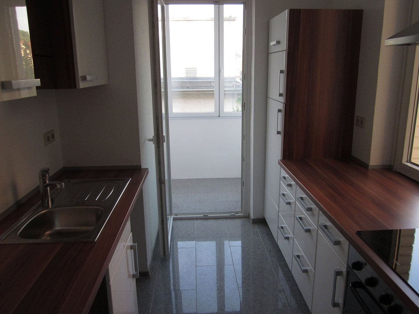 Prenájom bytu 2-izbový 60 m², Adlerstr. 10, Stuttgart, Bádensko-Wurttembersko Prenájom bytu 2-izbový 60 m², Adlerstr. 10, Stuttgart, Bádensko-Wurttembersko