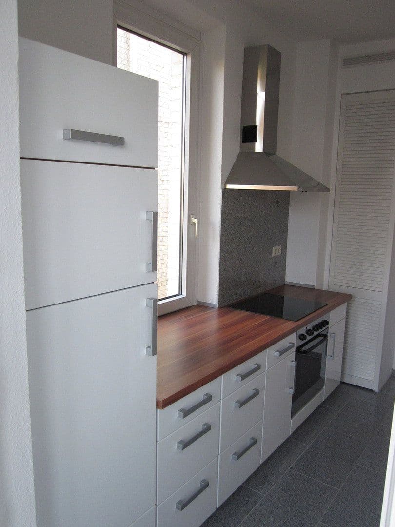 Prenájom bytu 2-izbový 60 m², Adlerstr. 10, Stuttgart, Bádensko-Wurttembersko Prenájom bytu 2-izbový 60 m², Adlerstr. 10, Stuttgart, Bádensko-Wurttembersko