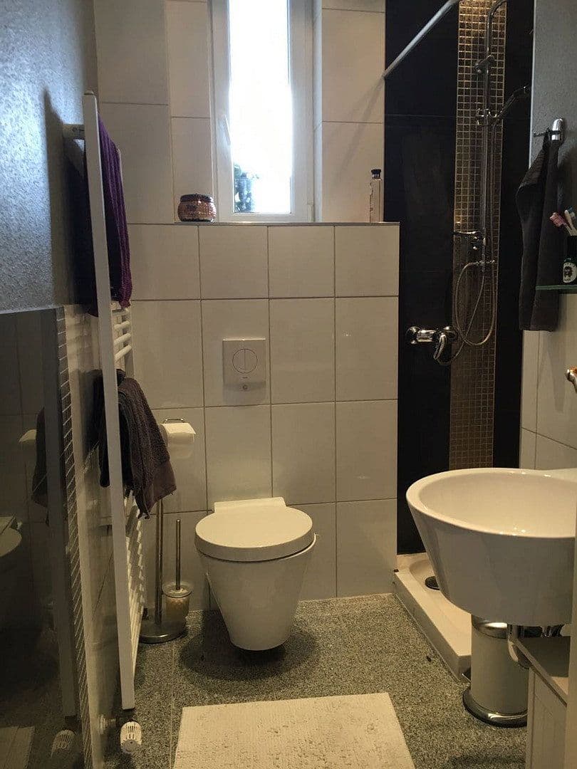 Prenájom bytu 2-izbový 60 m², Adlerstr. 10, Stuttgart, Bádensko-Wurttembersko Prenájom bytu 2-izbový 60 m², Adlerstr. 10, Stuttgart, Bádensko-Wurttembersko