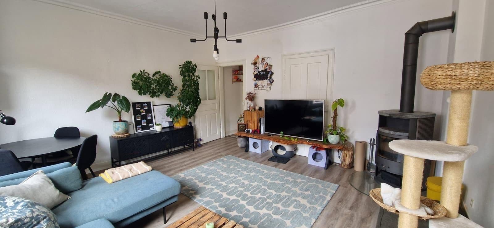 Prenájom bytu 2-izbový 60 m², Adlerstr. 10, Stuttgart, Bádensko-Wurttembersko Prenájom bytu 2-izbový 60 m², Adlerstr. 10, Stuttgart, Bádensko-Wurttembersko