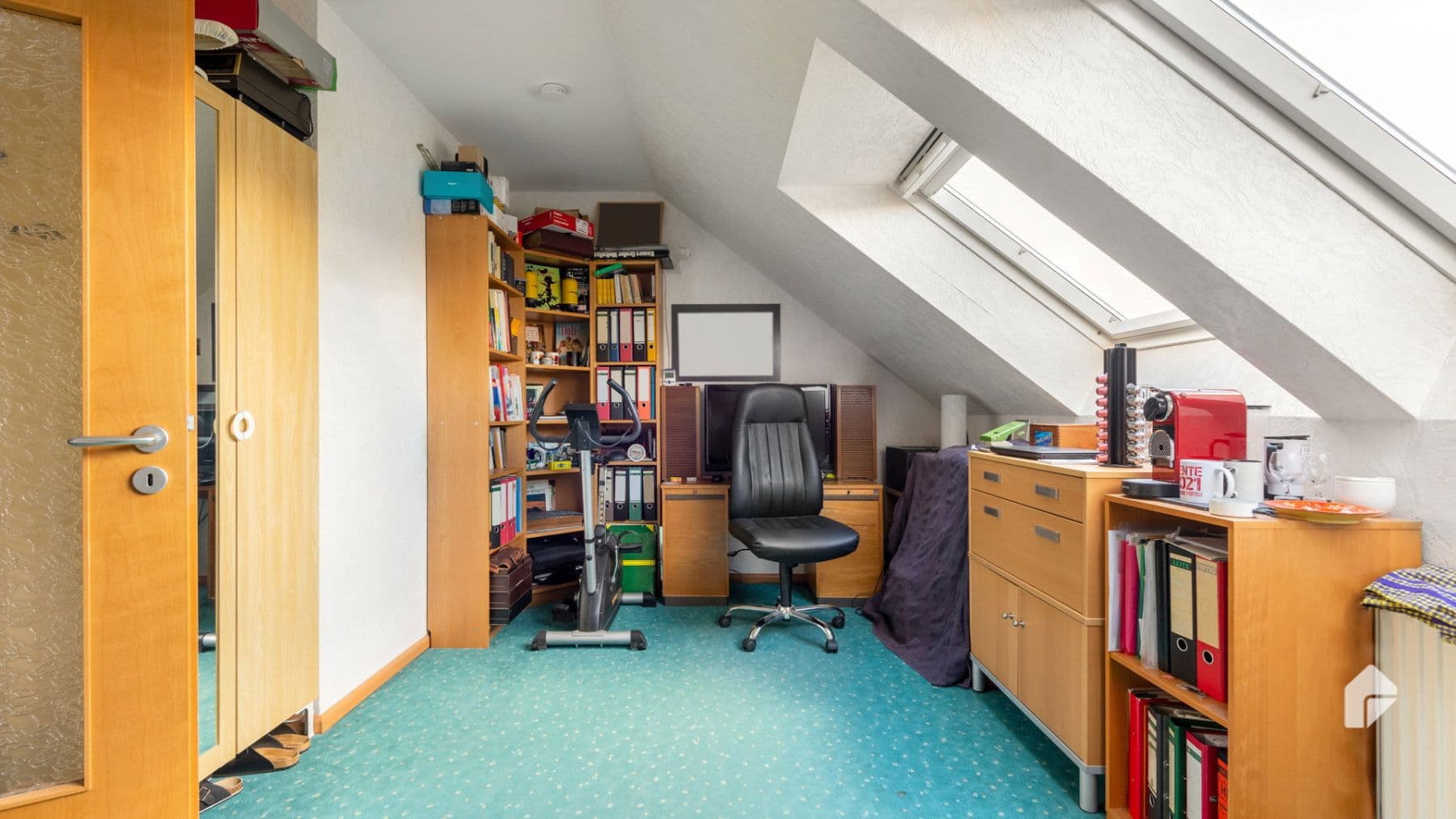 Prenájom bytu 3-izbový 140 m², Niedernhausen, Hesensko Prenájom bytu 3-izbový 140 m², Niedernhausen, Hesensko