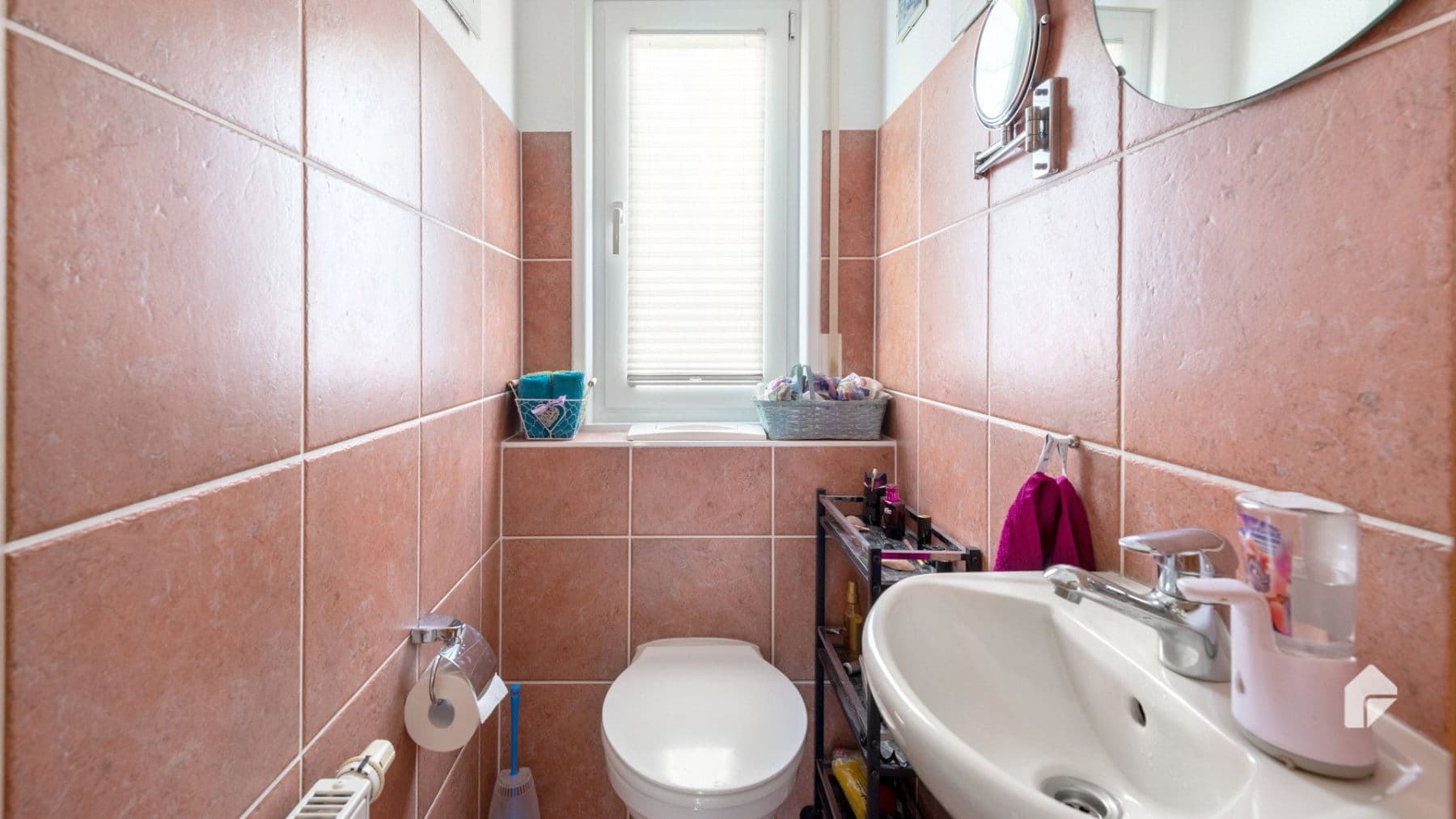 Prenájom bytu 3-izbový 140 m², Niedernhausen, Hesensko Prenájom bytu 3-izbový 140 m², Niedernhausen, Hesensko