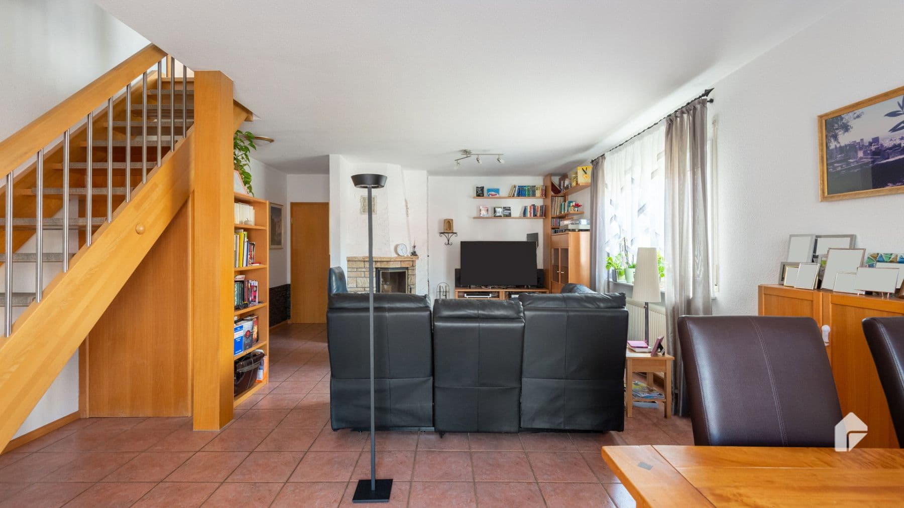 Prenájom bytu 3-izbový 140 m², Niedernhausen, Hesensko Prenájom bytu 3-izbový 140 m², Niedernhausen, Hesensko