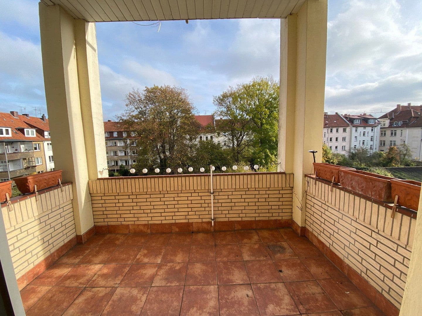 Prenájom bytu 3-izbový 94 m², Orleonstr. 54, Hildesheim, Dolné Sasko Prenájom bytu 3-izbový 94 m², Orleonstr. 54, Hildesheim, Dolné Sasko