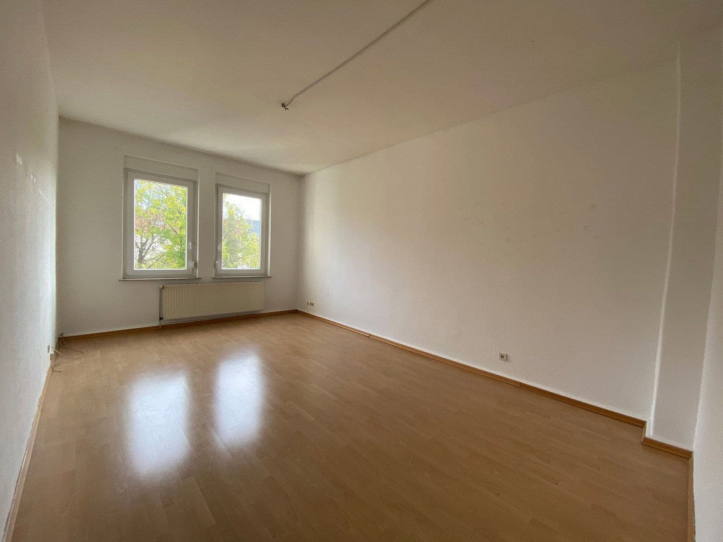 Prenájom bytu 3-izbový 94 m², Orleonstr. 54, Hildesheim, Dolné Sasko Prenájom bytu 3-izbový 94 m², Orleonstr. 54, Hildesheim, Dolné Sasko
