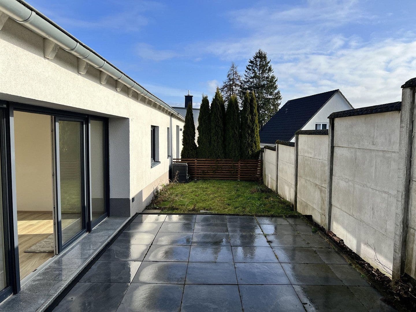 Prenájom bytu 2-izbový 152 m², Worderberg 5, Wuppertal, Severné Porýnie - Westfálsko Prenájom bytu 2-izbový 152 m², Worderberg 5, Wuppertal, Severné Porýnie - Westfálsko