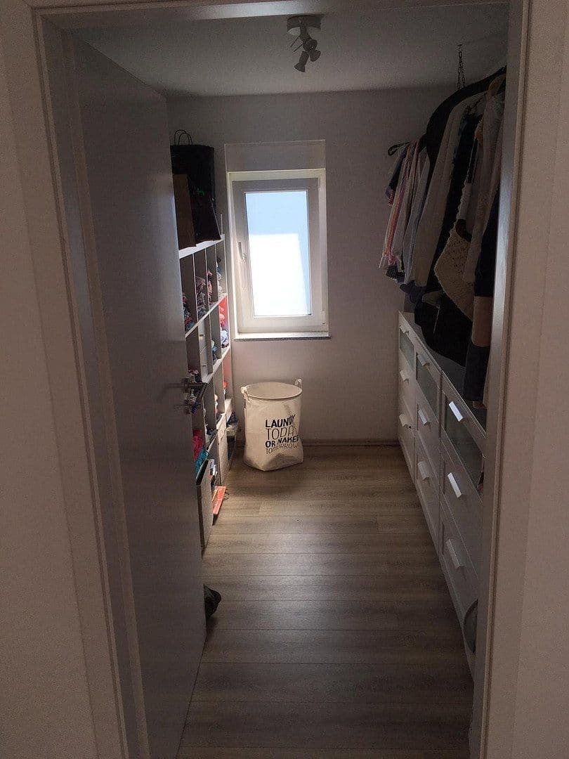 Prenájom bytu 2-izbový 152 m², Worderberg 5, Wuppertal, Severné Porýnie - Westfálsko Prenájom bytu 2-izbový 152 m², Worderberg 5, Wuppertal, Severné Porýnie - Westfálsko