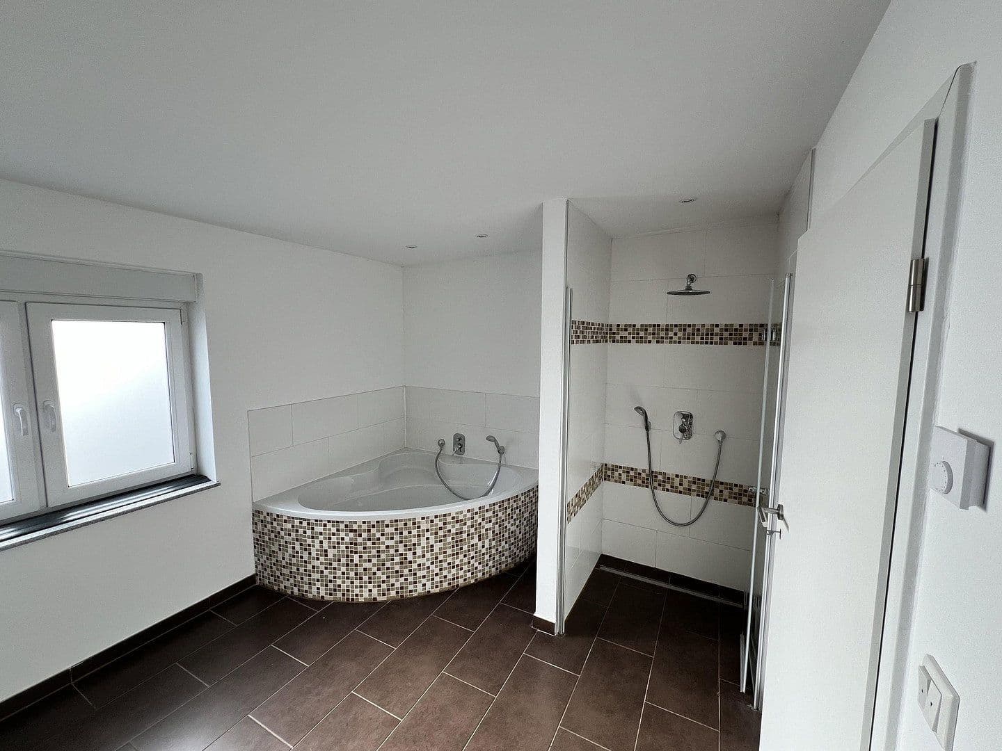 Prenájom bytu 2-izbový 152 m², Worderberg 5, Wuppertal, Severné Porýnie - Westfálsko Prenájom bytu 2-izbový 152 m², Worderberg 5, Wuppertal, Severné Porýnie - Westfálsko