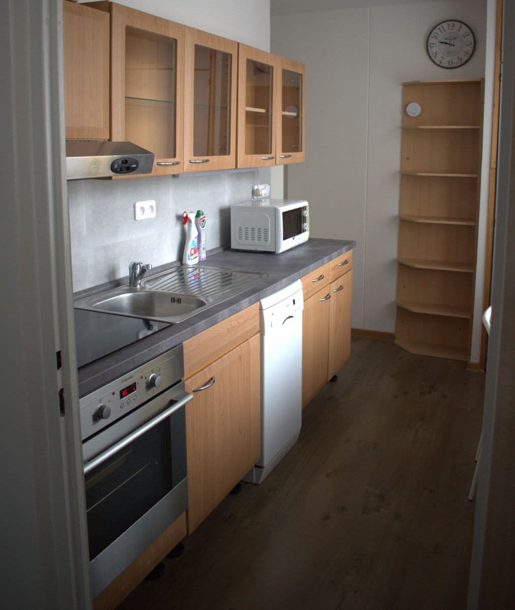 Prenájom bytu 3-izbový 72 m², K Sokolovně, Hradec Králové, Královéhradecký kraj Prenájom bytu 3-izbový 72 m², K Sokolovně, Hradec Králové, Královéhradecký kraj
