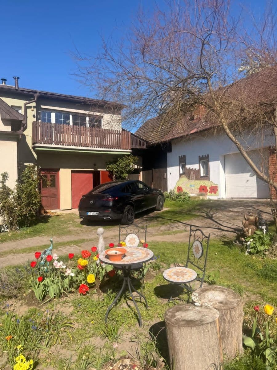 Predaj domu 433 m², pozemek 1.000 m², Mnichovo Hradiště, Středočeský kraj Predaj domu 433 m², pozemek 1.000 m², Mnichovo Hradiště, Středočeský kraj