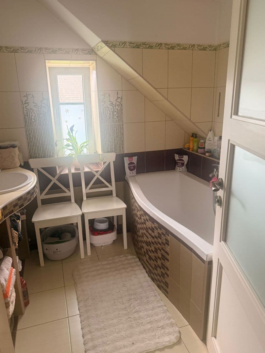 Predaj domu 433 m², pozemek 1.000 m², Mnichovo Hradiště, Středočeský kraj Predaj domu 433 m², pozemek 1.000 m², Mnichovo Hradiště, Středočeský kraj