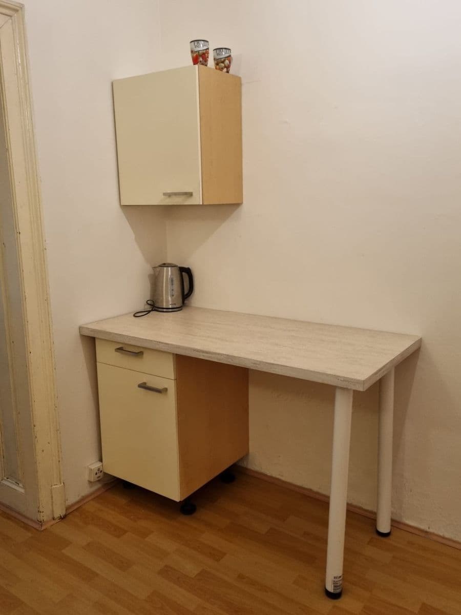 Prenájom bytu 1-izbový 38 m², Cihlářská, Brno, Jihomoravský kraj Prenájom bytu 1-izbový 38 m², Cihlářská, Brno, Jihomoravský kraj