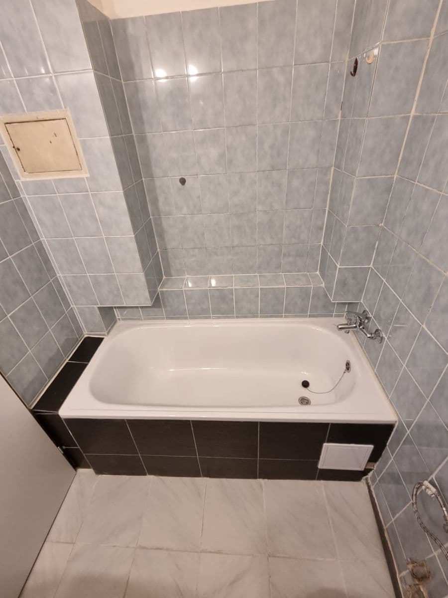 Prenájom bytu 1-izbový 38 m², Cihlářská, Brno, Jihomoravský kraj Prenájom bytu 1-izbový 38 m², Cihlářská, Brno, Jihomoravský kraj