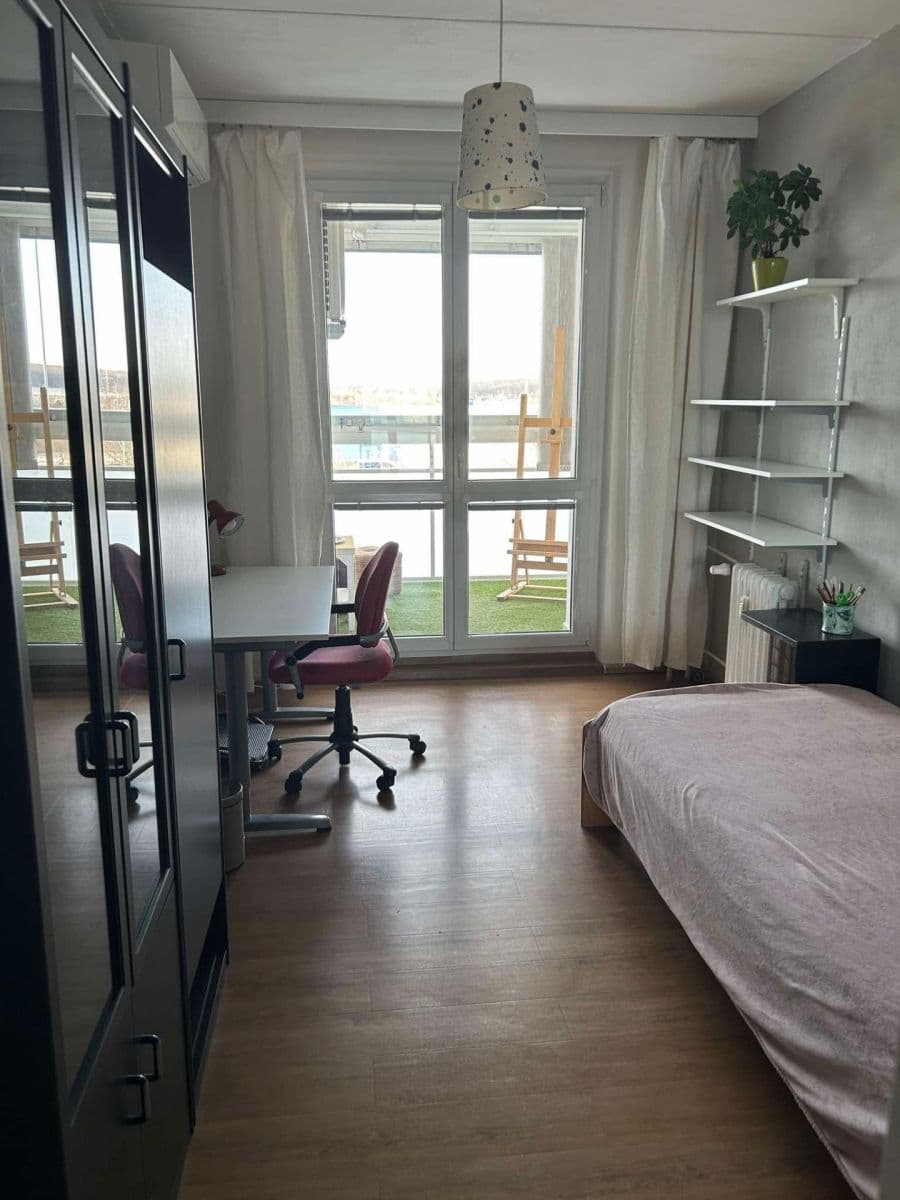 Prenájom bytu 2-izbový 45 m², Bryksova, Praha, Praha Prenájom bytu 2-izbový 45 m², Bryksova, Praha, Praha
