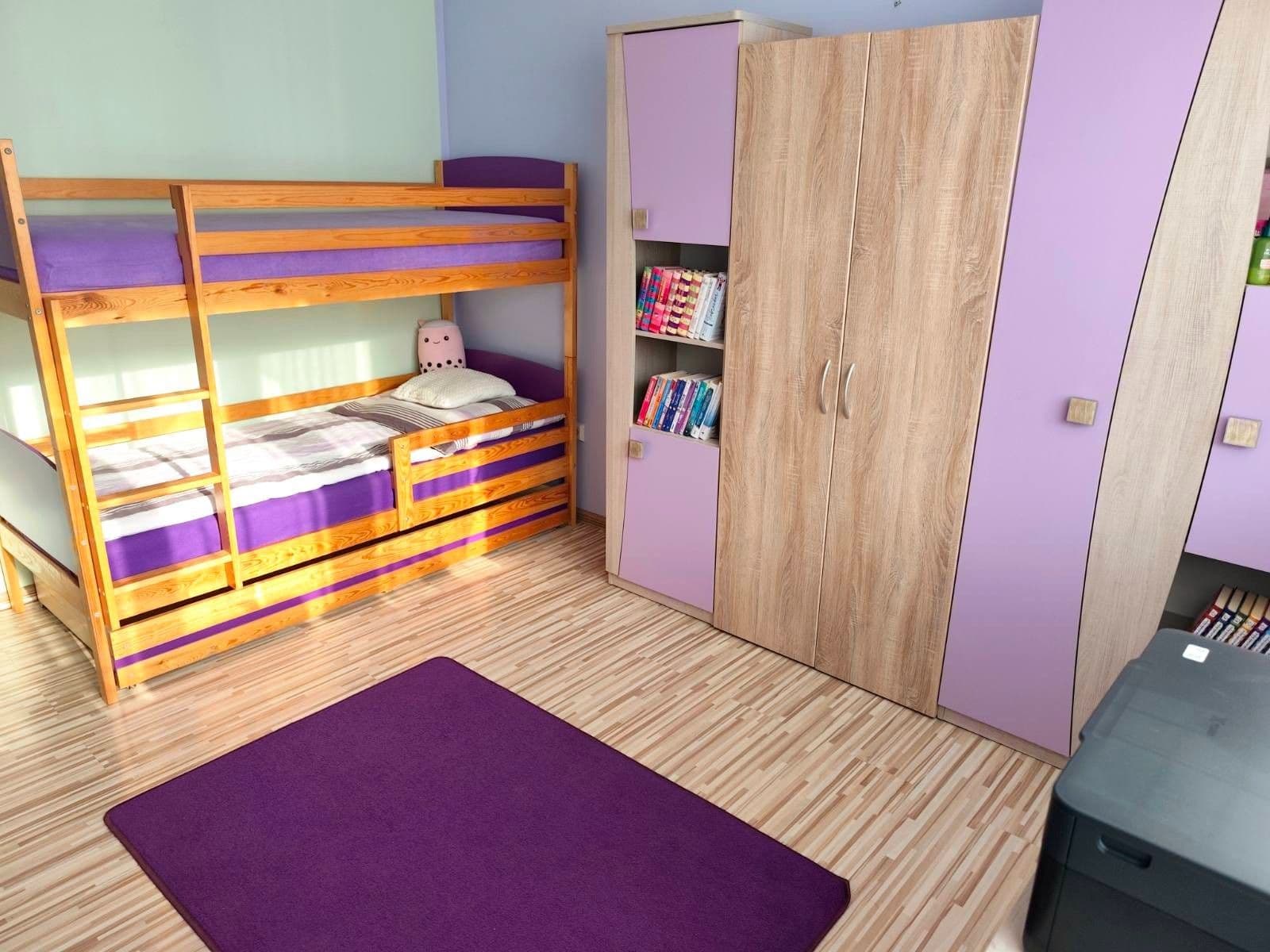 Predaj bytu 2-izbový 56 m², Pionierska, Považská Bystrica, Trenčiansky kraj Predaj bytu 2-izbový 56 m², Pionierska, Považská Bystrica, Trenčiansky kraj