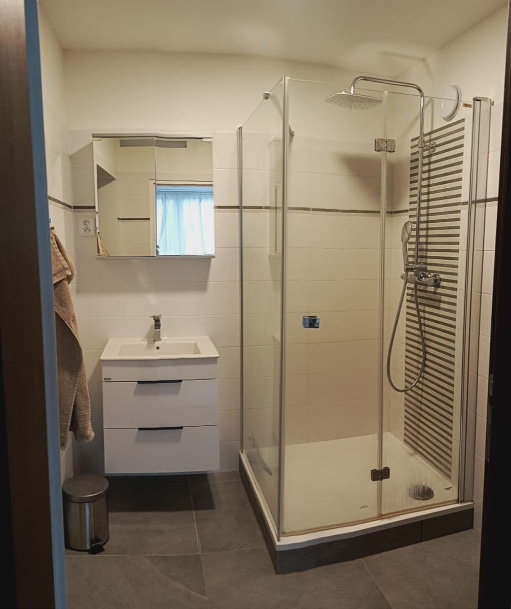 Prenájom bytu 4-izbový 104 m², Anderleho, Praha, Praha Prenájom bytu 4-izbový 104 m², Anderleho, Praha, Praha