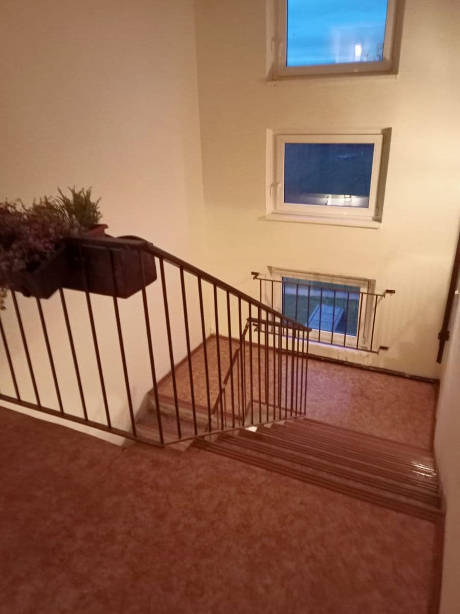 Prenájom bytu 4-izbový 104 m², Anderleho, Praha, Praha Prenájom bytu 4-izbový 104 m², Anderleho, Praha, Praha