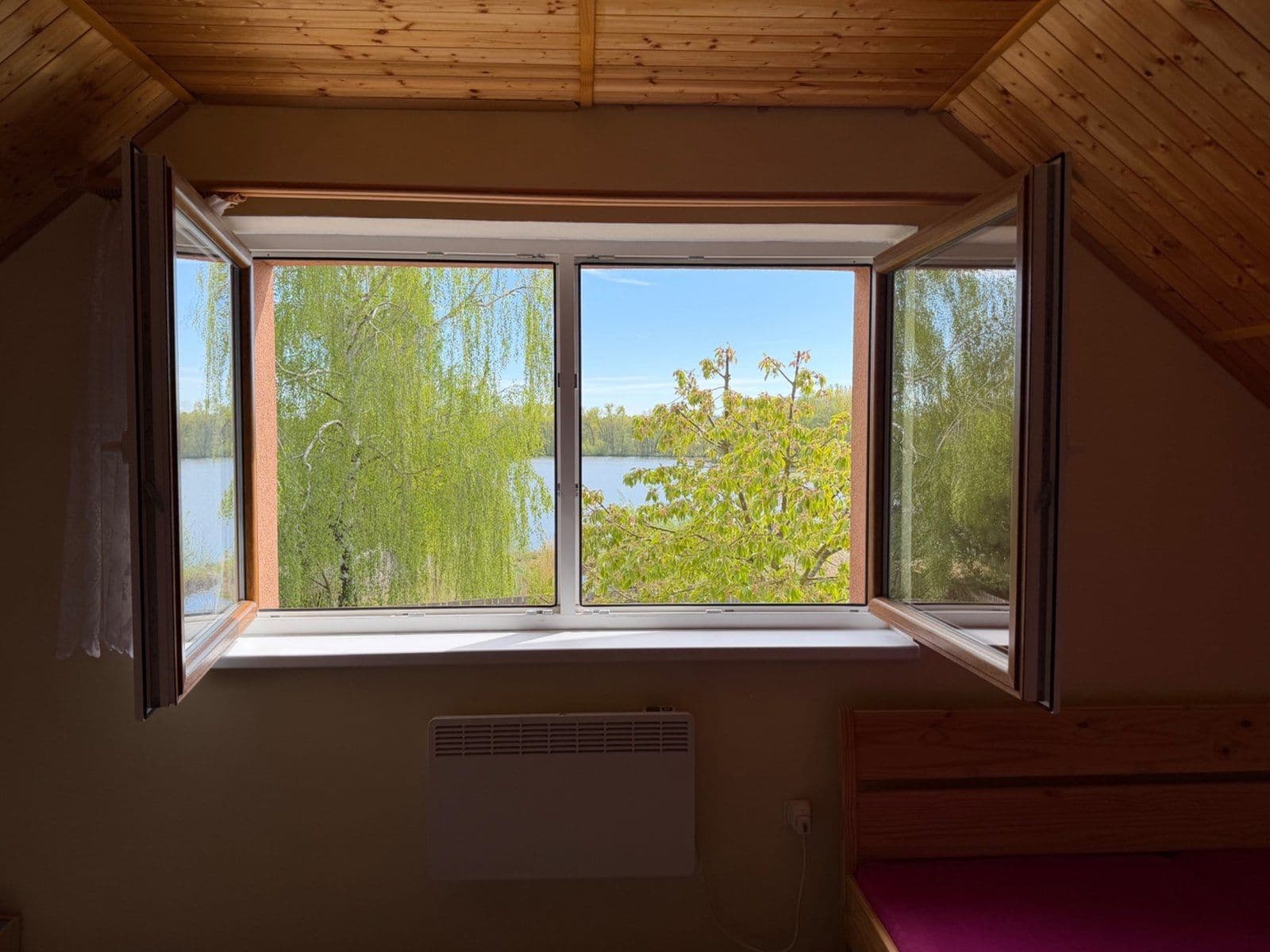 Predaj rekreačného objektu 56 m², pozemek 396 m², Na Vodrážce, Sadská, Středočeský kraj Predaj rekreačného objektu 56 m², pozemek 396 m², Na Vodrážce, Sadská, Středočeský kraj