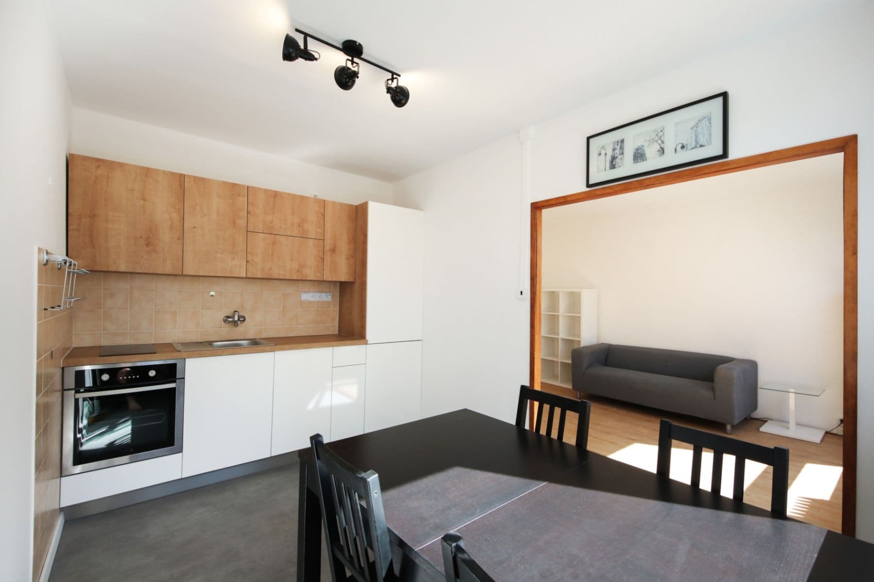 Prenájom bytu 3-izbový 56 m², Pujmanové, Praha, Praha Prenájom bytu 3-izbový 56 m², Pujmanové, Praha, Praha